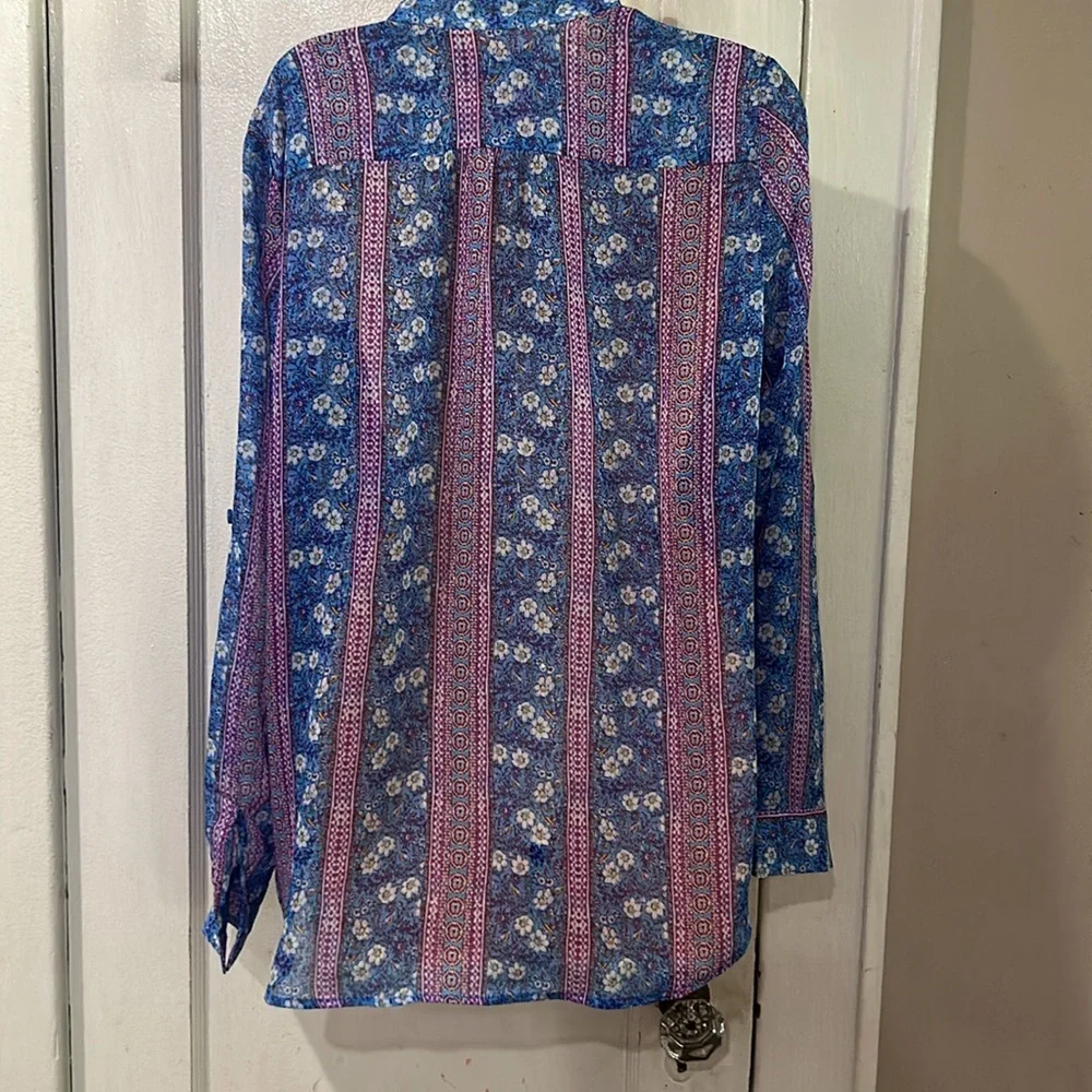 Kut from the Kloth Blue and Pink Button Down Shirt - Picture 3 of 8